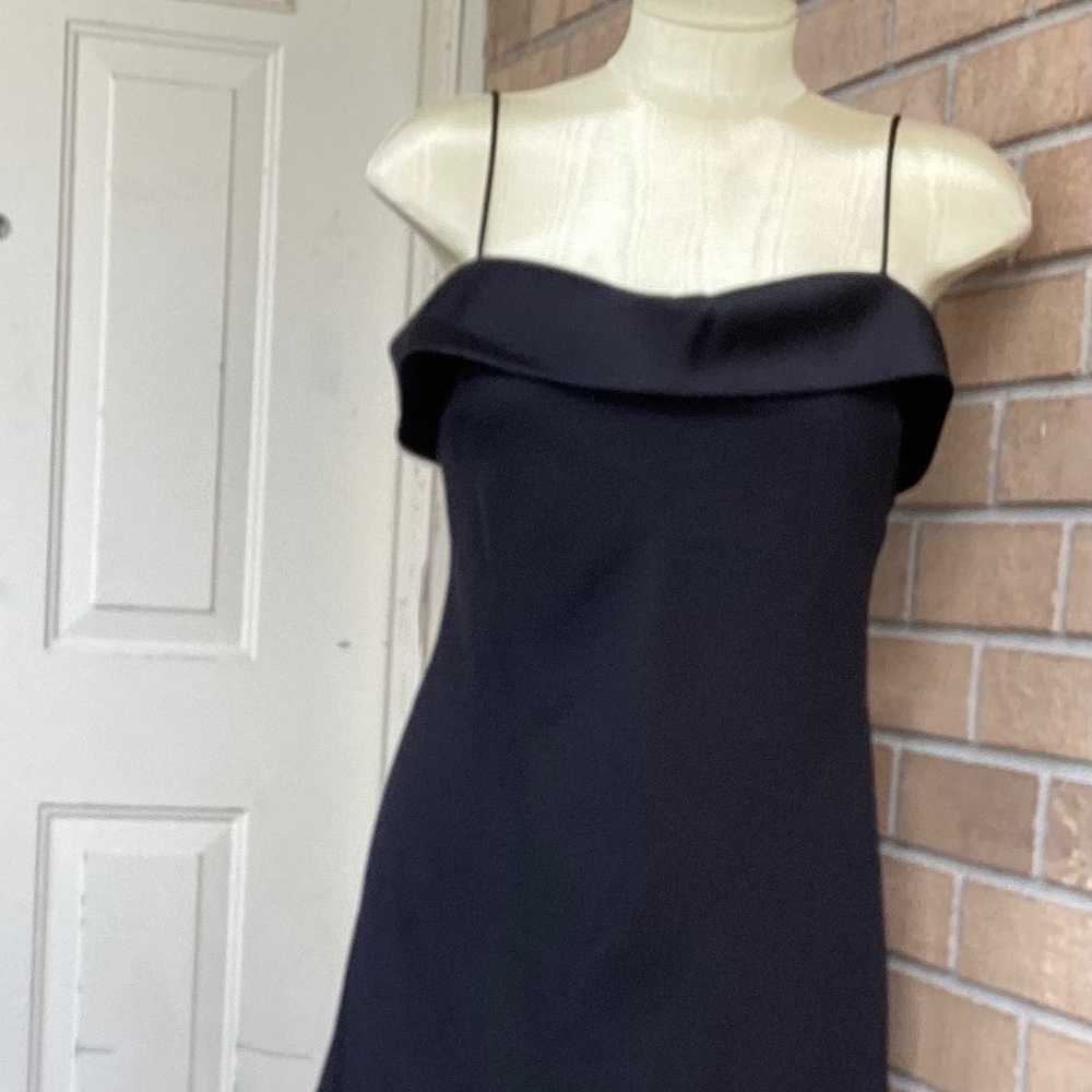 Niki  size 18,  Black